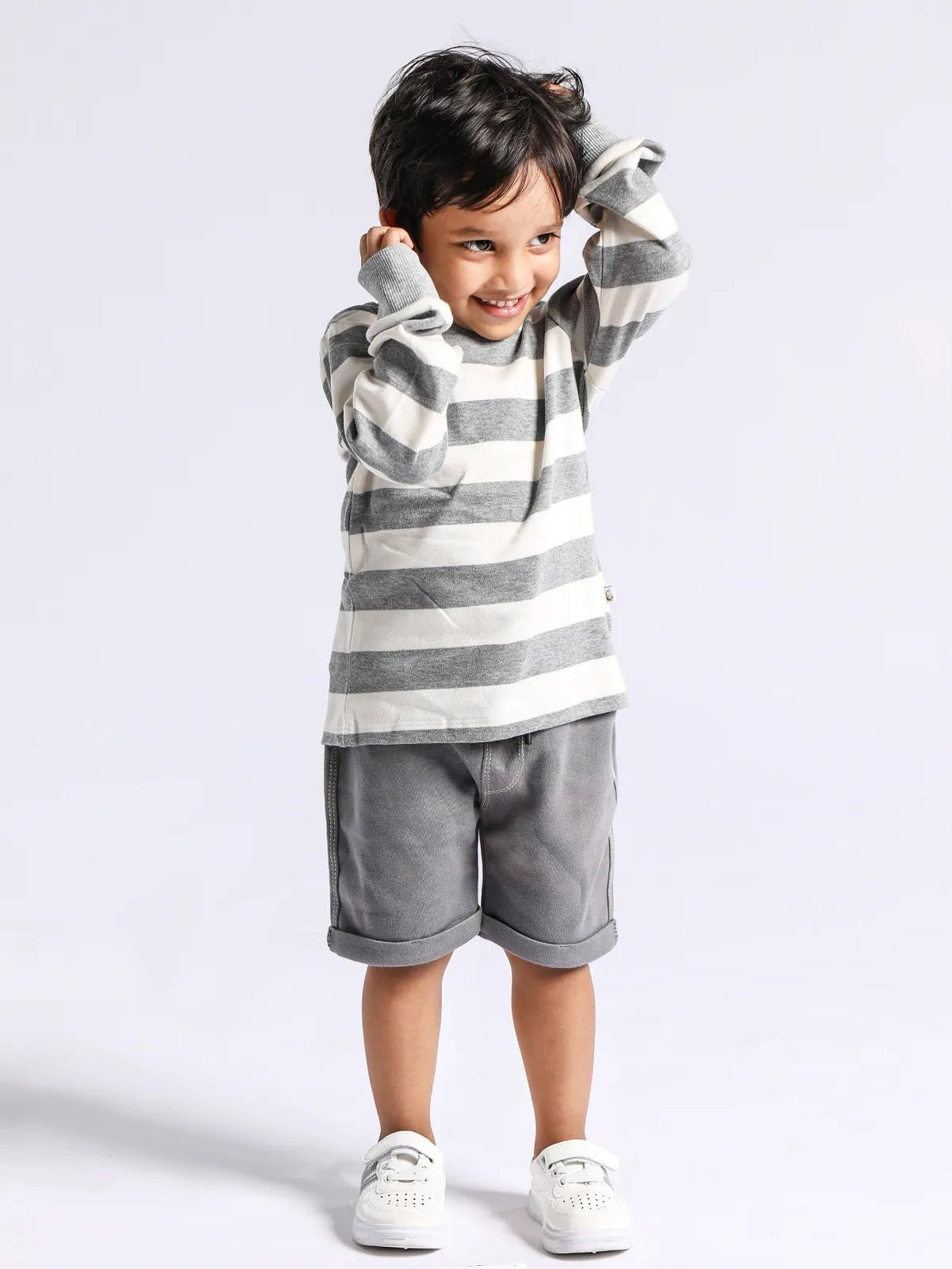 Full sleeve grey & white denim shorts & cuff t-shirt set for baby