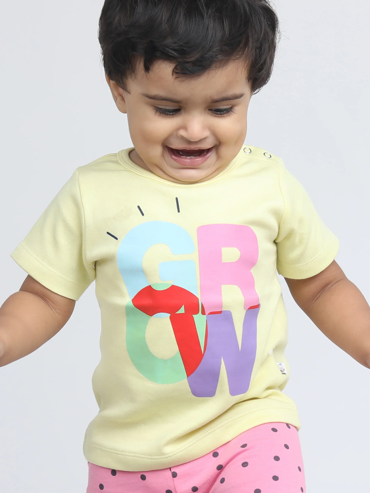 Half sleeve light yellow graphic t-shirt for baby