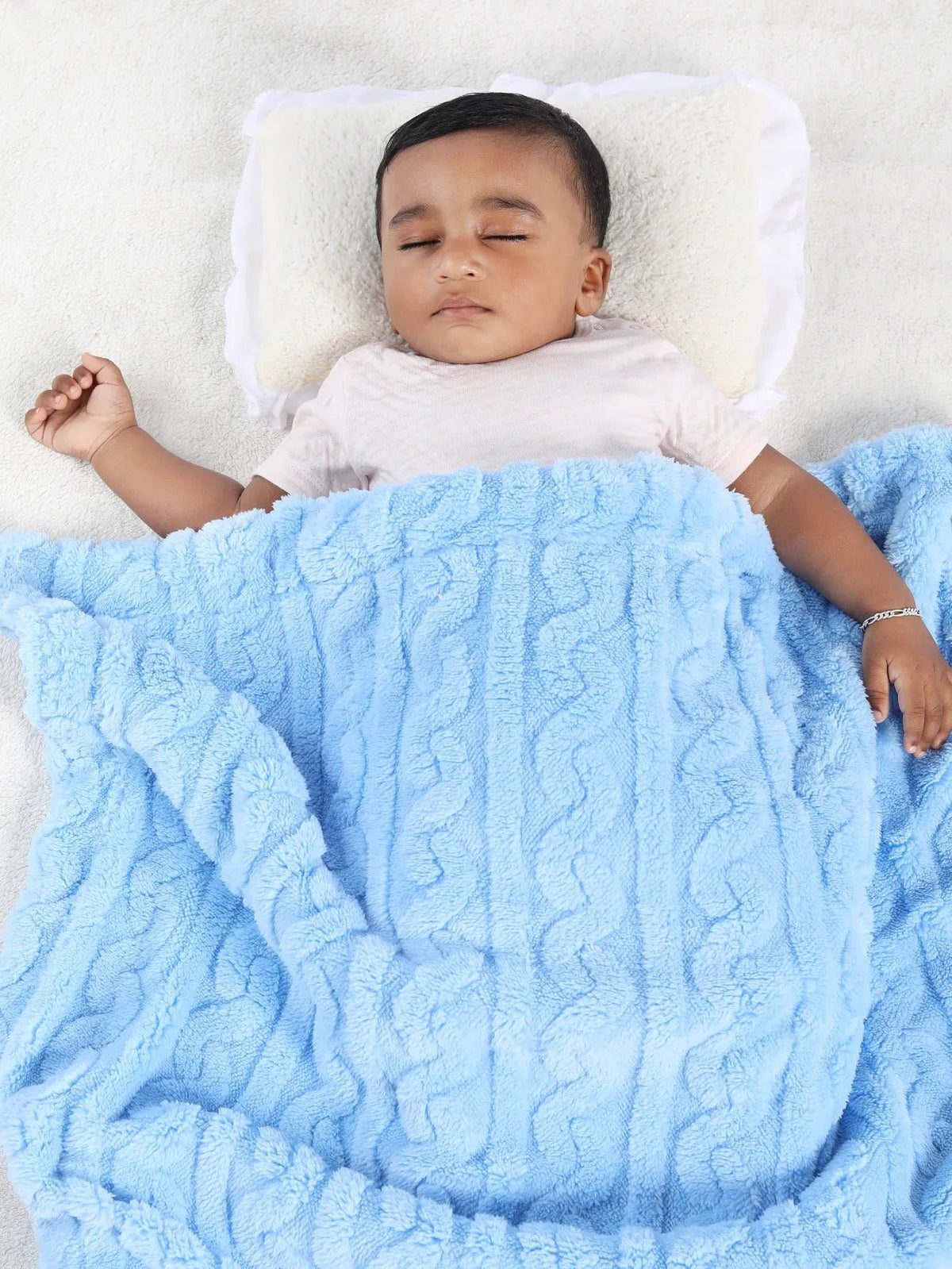 Blue blanket for baby boys & girls