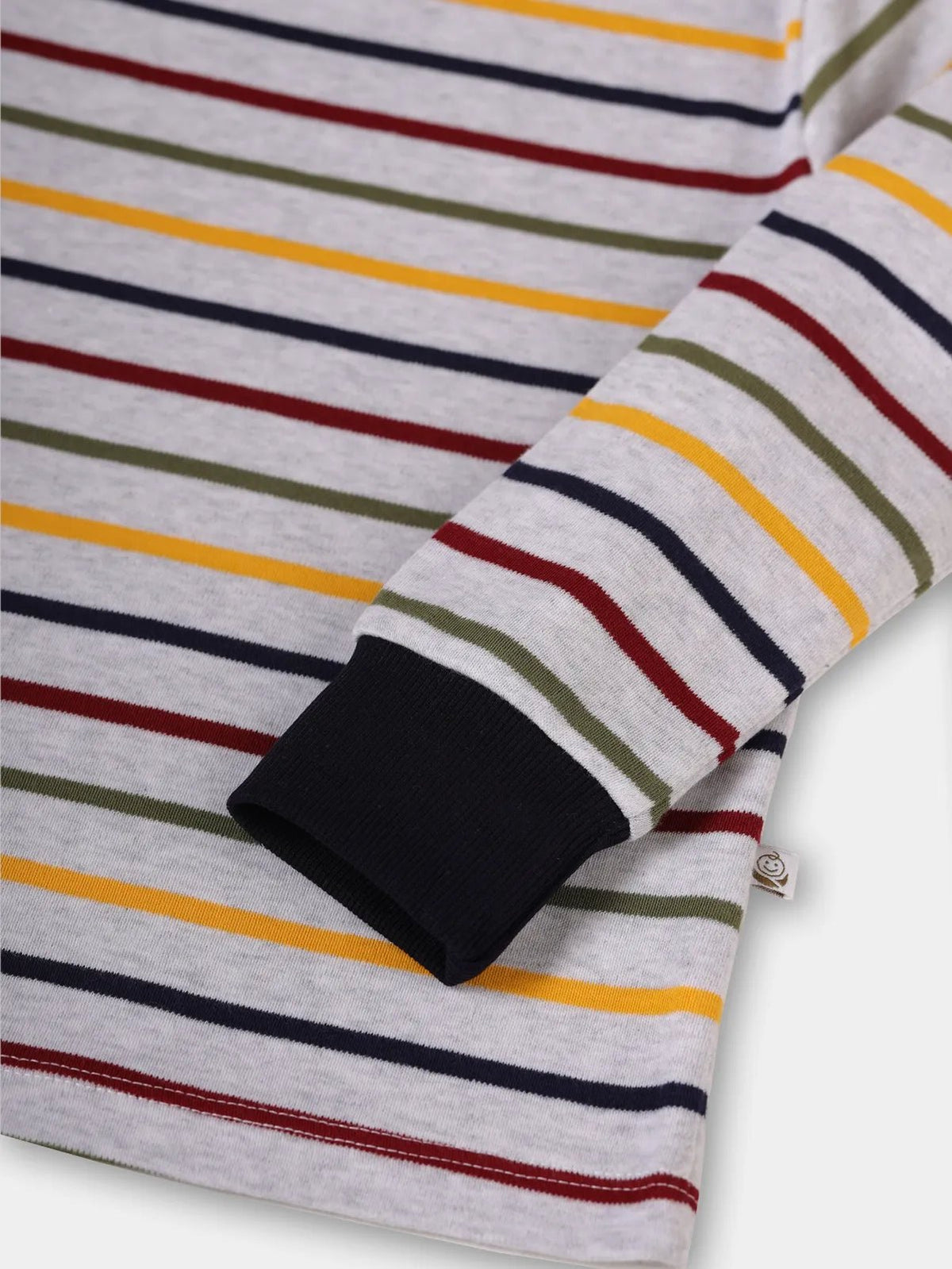 Full sleeve stripe pattern in white cuff t-shirt for baby