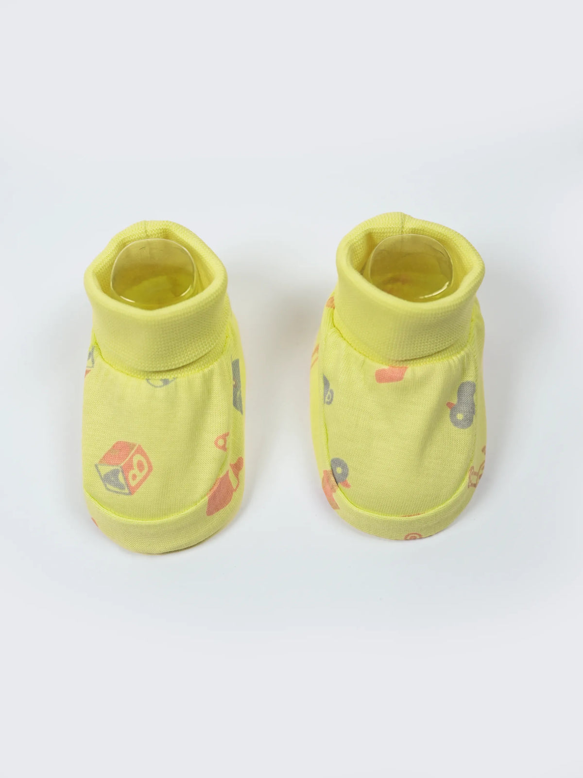 Newborn Cap, Mittens & Booties Set – Yellow Print