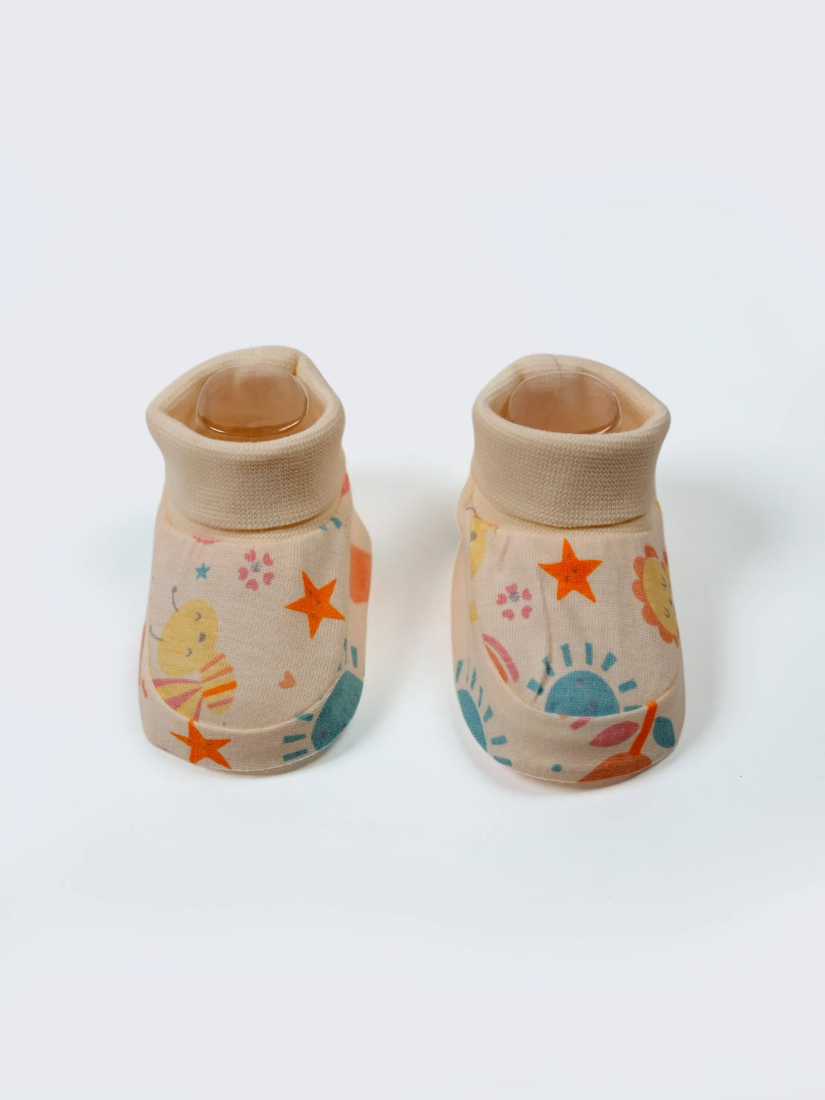 Newborn Cap, Mittens & Booties Set – Cream Print