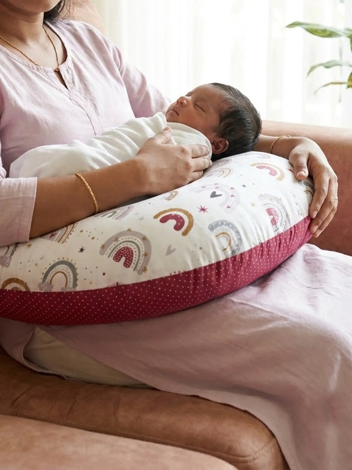 Baby Feeding Pillow - White & Maroon
