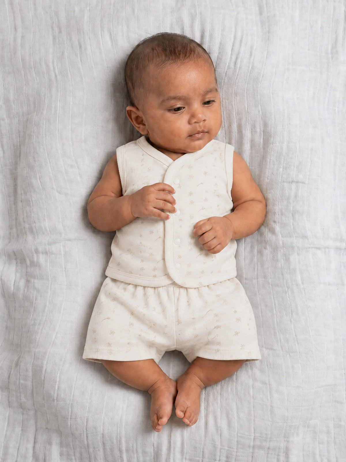 Baby Sleeveless Jabla & Shorts Set