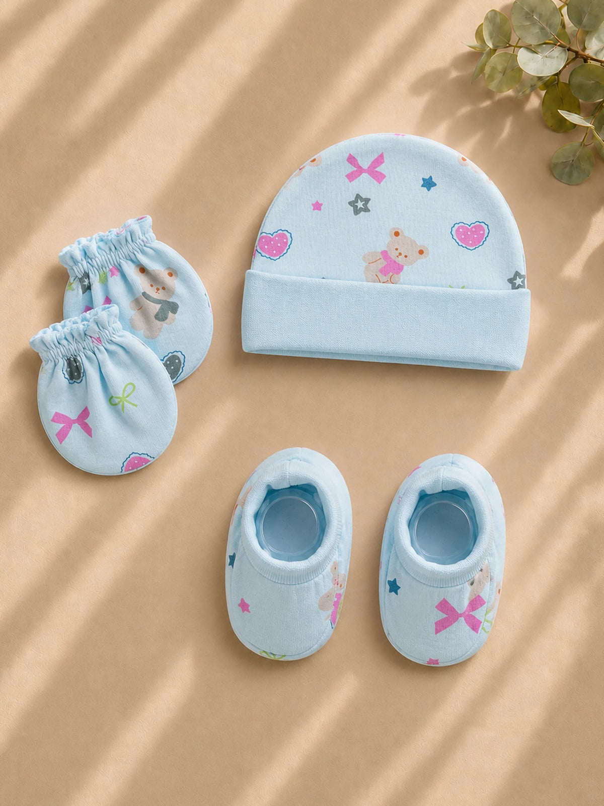 Newborn Cap, Mittens & Booties Set – Blue With Bear Print