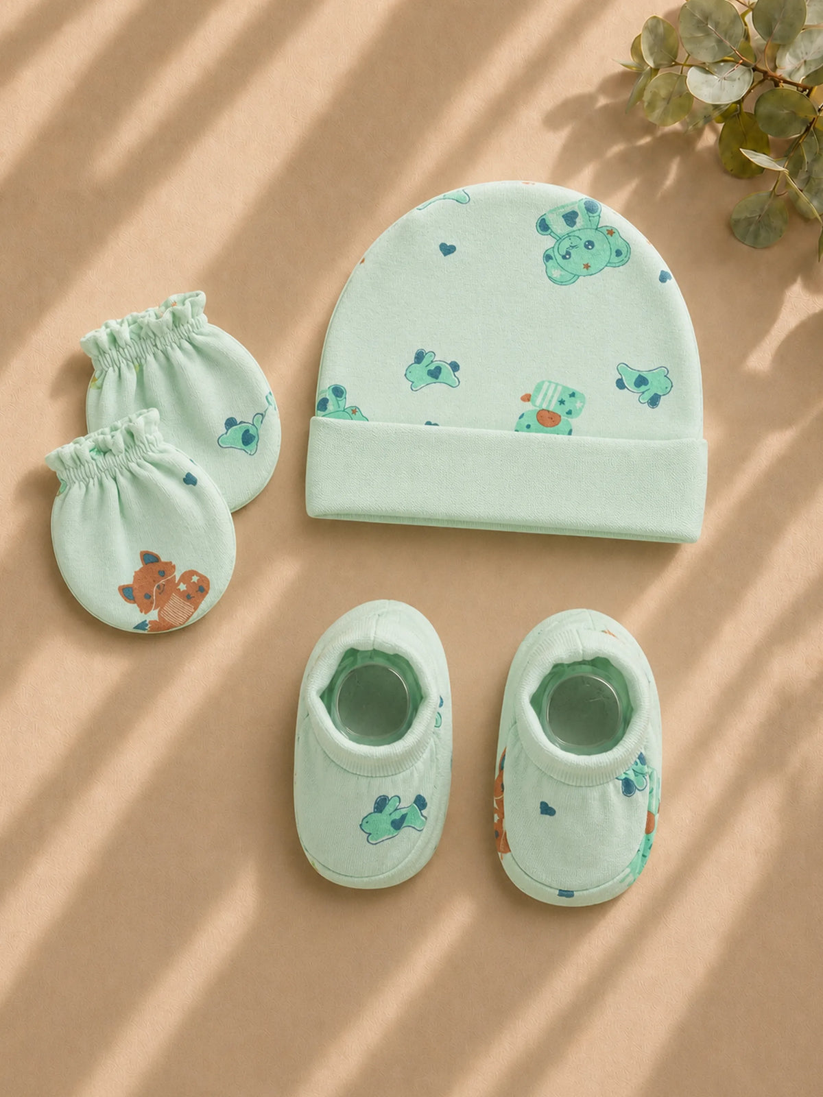 Newborn Cap, Mittens & Booties Set – Mint Green