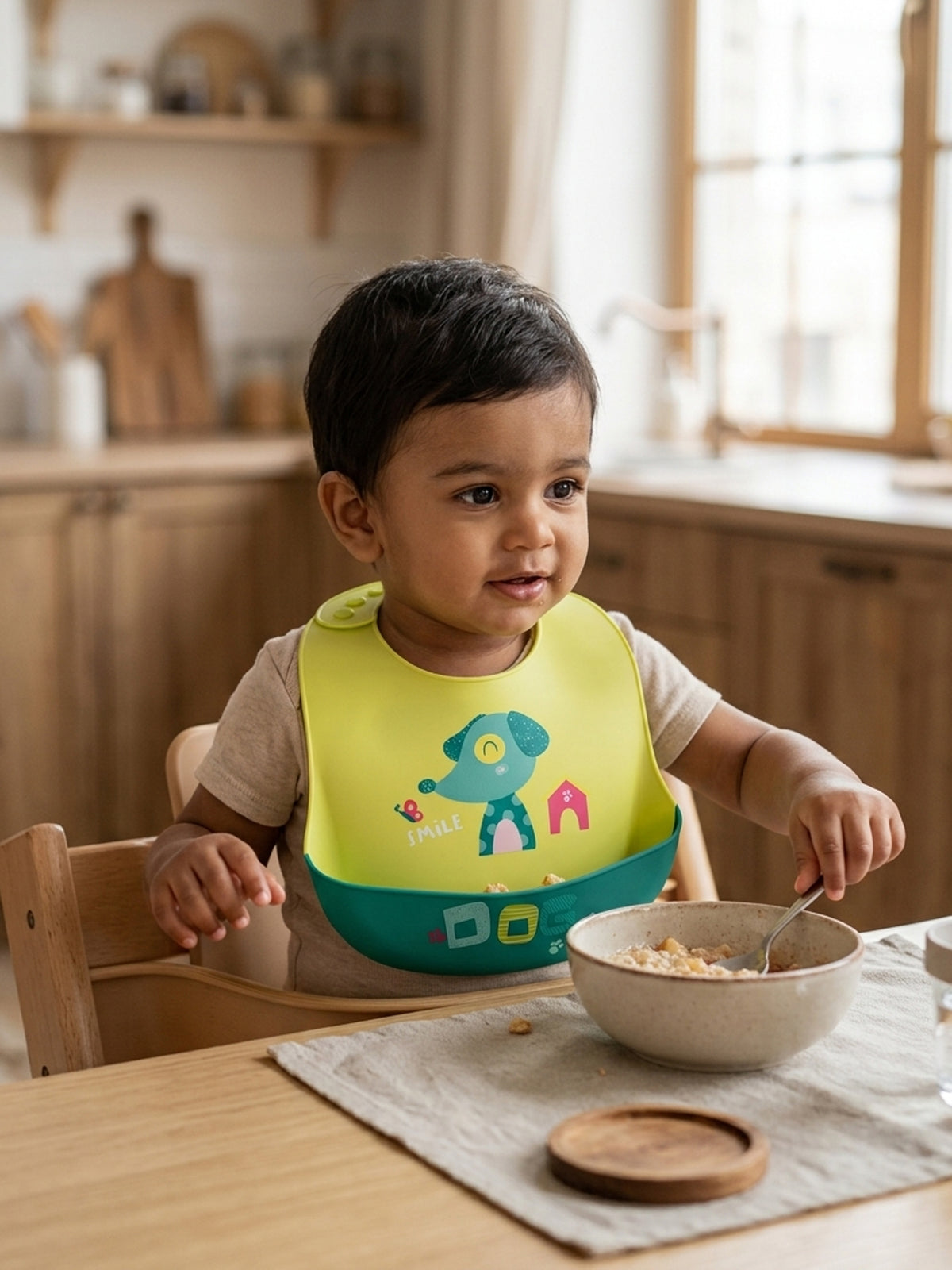Silicone Waterproof Baby Feeding Bib -Dog Print