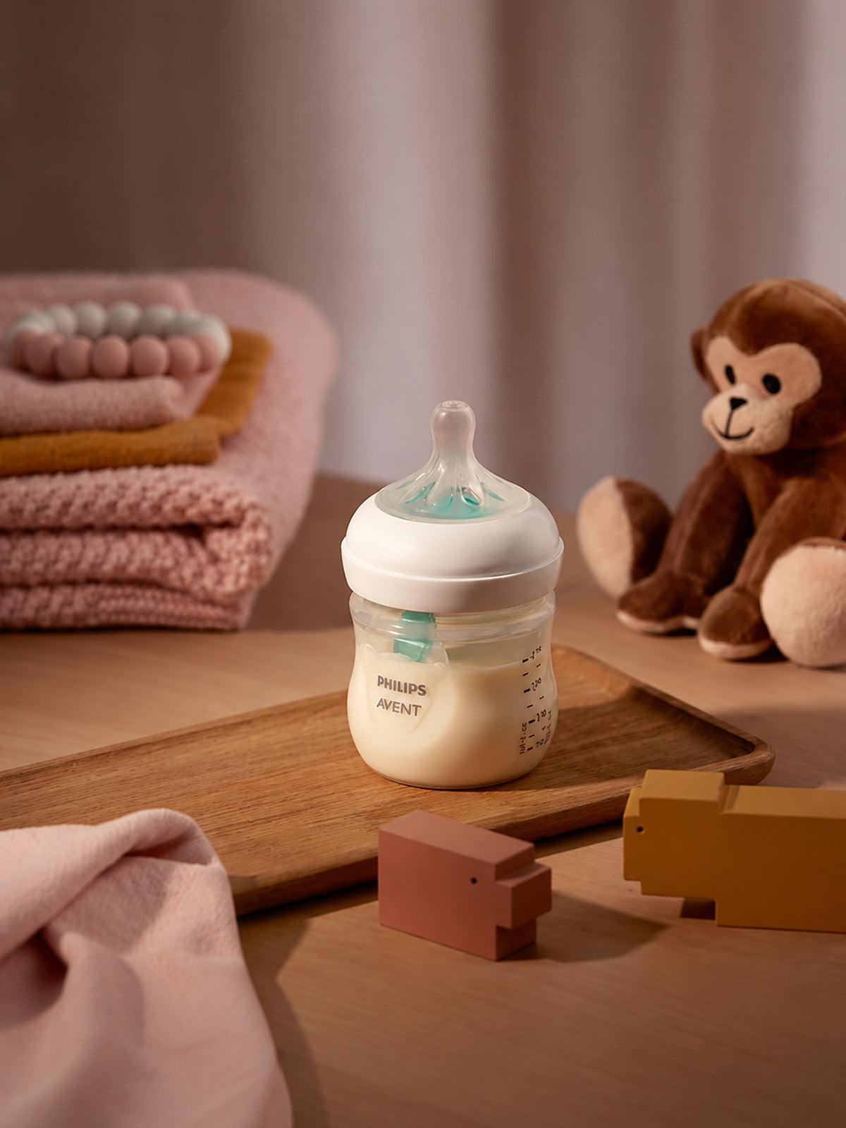 Avent Natural Response Baby Feeding Bottle-125ml (0–3 Months)