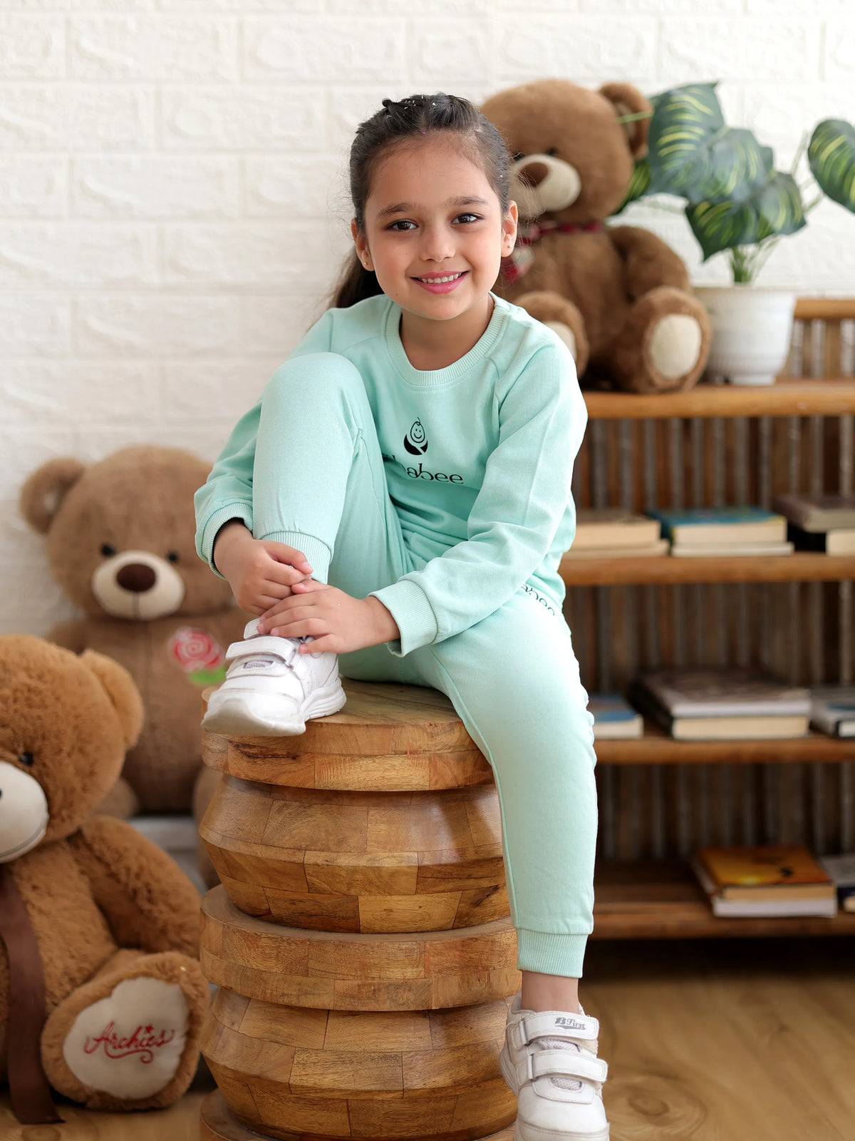 Unisex Solid Sweatshirt & Jogger Set - Mint Green