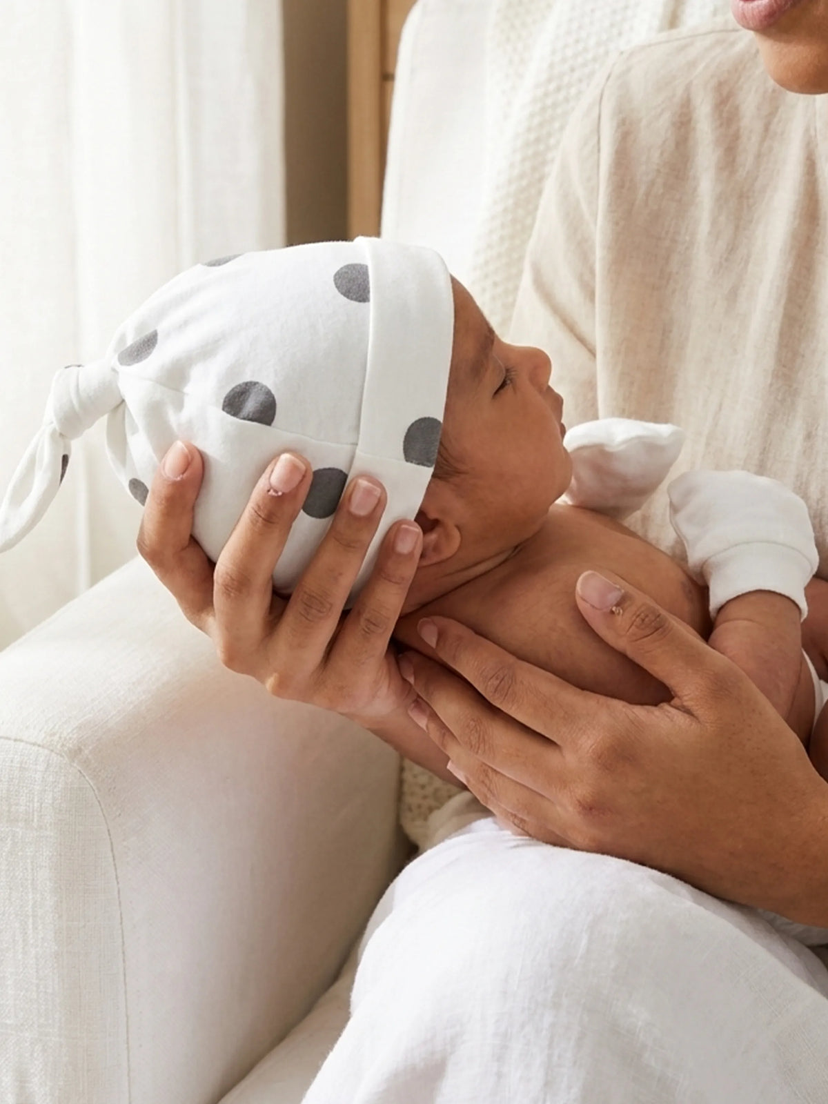Baby Cap, Mittens & Booties Set – Polka Dot Hero